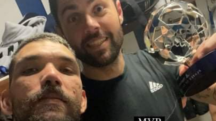 Πανηγυρική ανάρτηση του Κολοβού με τον… MVP Αθανασιάδη!