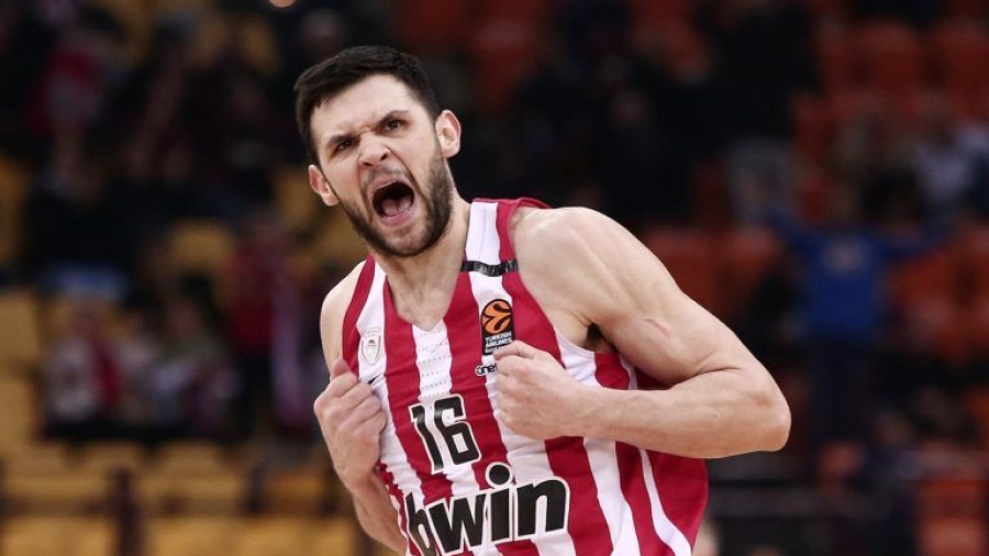 Κώστας Παπανικολάου: «Συγγνώμη από τον Αγραβάνη, δεν θέλω να στοχοποιηθεί»