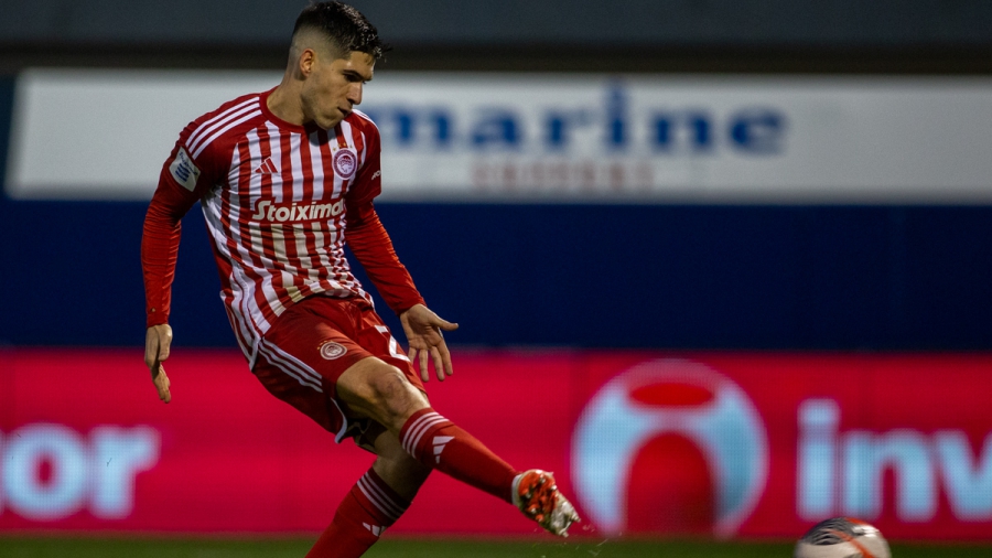 Το έκανε ο Ναβάρο: Το πρώτο εύστοχο πέναλτι της καριέρας του, σε ακτίνα μεγαλύτερη… 270 χιλιομέτρων! (video)