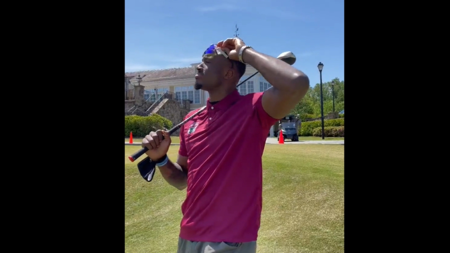 Θανάσης Αντετοκούνμπο: Η πρώτη του απόπειρα να παίξει γκολφ έφερε πολύ... γέλιο! (video)