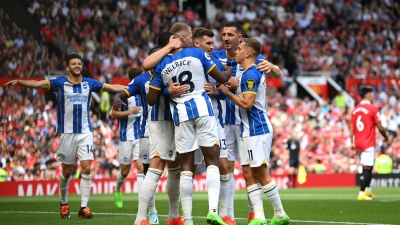 Premier League: Σαν να μη πέρασε μία μέρα για τη Μάντσεστερ Γιουνάιτεντ, που ηττήθηκε από την Μπράιτον στην πρεμιέρα! (video)