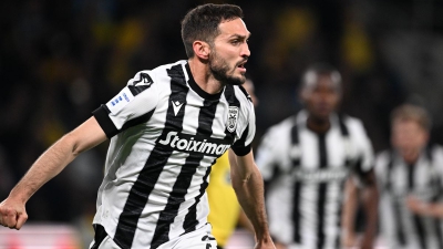 ΑΕΚ - ΠΑΟΚ 2-2: «Αλύγιστος» και στη Νέα Φιλαδέλφεια, γύρισε από την... κόλαση και κράτησε την πρωτιά! (video)