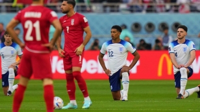 Αγγλία - Ιράν: «Ηχηρά» μηνύματα πριν την έναρξη του αγώνα! (video)