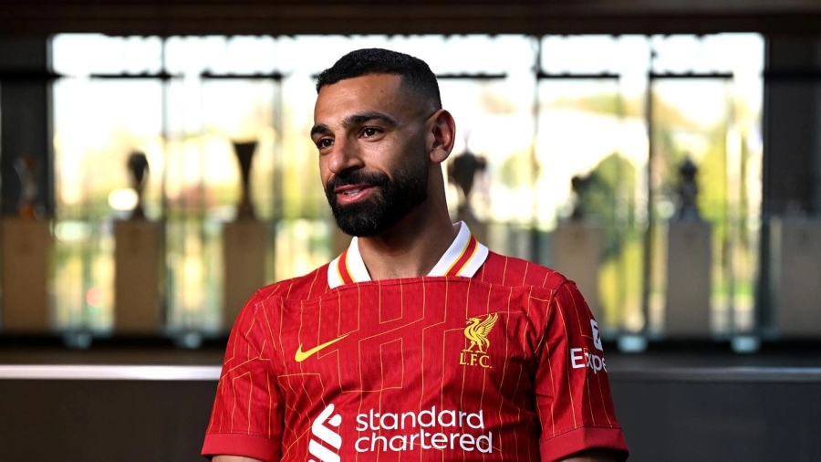 Έμεινε ο Σαλάχ, και θα συνεχίσει να γράφει ιστορία στο «Άνφιλντ»! (pics + vid)