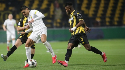 Ο Άρης «σταμάτησε» την ΑΕΚ, ο Ολυμπιακός απομακρύνεται από όλους, στον δρόμο για τον τίτλο!