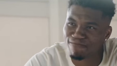 Η νέα σειρά παπουτσιών του Γιάννη Αντετοκούνμπο είναι «εδώ», αλλά ζητά... υπομονή! (video)