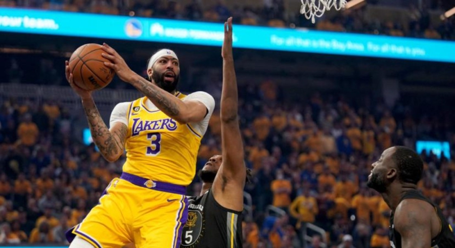 Ουόριορς - Λέικερς 112-117: Break με το «καλημέρα» και πρωταγωνιστή τον Ντέιβις (video)