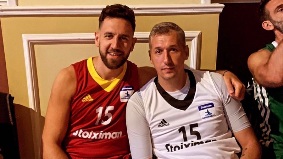 Ο Μίτσιτς πόζαρε με το… είδωλο του!