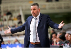 Παπαθεοδώρου στην Ελβετία και οι Έλληνες προπονητές που υπηρέτησαν ξένες εθνικές ομάδες