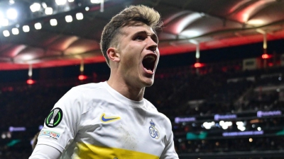 Conference League: «Έκλεισε» το σπίτι της Άιντραχτ η Σεν Ζιλουάζ και έγινε υποψήφια αντίπαλος του ΠΑΟΚ! (video)