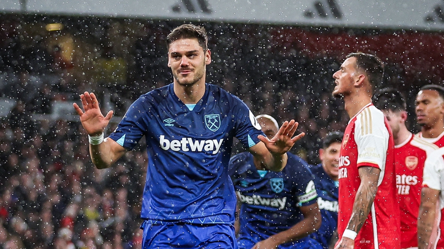 Μαυροπάνος: «Ήταν η καλύτερη στιγμή να πετύχω το πρώτο μου γκολ με τη Γουέστ Χαμ»