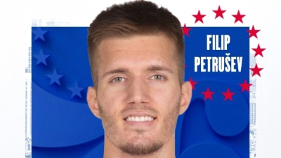 Στους Σίξερς με two-way συμβόλαιο ο Πετρούσεφ!