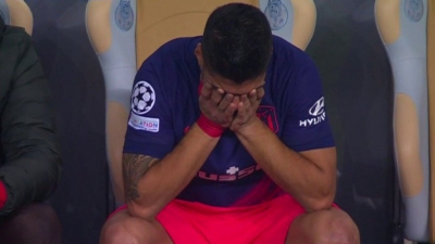 Λουίς Σουάρες: Έγινε αλλαγή στο 13' και ξέσπασε σε κλάματα! (video)