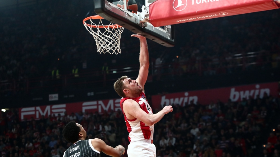 Με τον καλύτερο τρόπο γιόρτασε τα 100 χρόνια: Ο Ολυμπιακός ήταν κυρίαρχος και κέρδισε την Παρτίζαν στο ΣΕΦ!