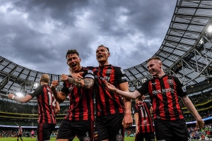 Παράπονα της Μποέμιανς μέσω ανακοίνωσης – δεν μπορούν να μεταβούν στην Τούμπα οι φίλοι των Ιρλανδών, αν δεν έχουν ελληνικό διαβατήριο!