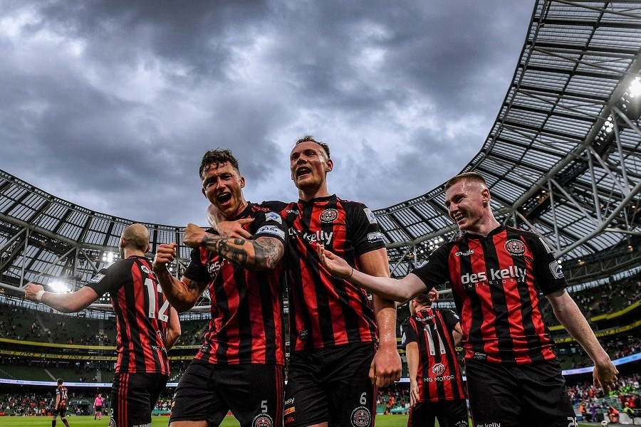 Παράπονα της Μποέμιανς μέσω ανακοίνωσης – δεν μπορούν να μεταβούν στην Τούμπα οι φίλοι των Ιρλανδών, αν δεν έχουν ελληνικό διαβατήριο!