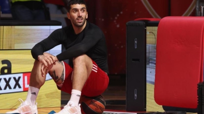 Παραμένει στα... πιτς ο Καμπάτσο - Απέρριψε το αίτημα του Ερυθρού Αστέρα το CAS!