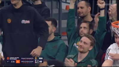 Ένας Λιθουανός που έγινε… Παναθηναϊκός: Η στιγμή ευτυχίας του Γκριγκόνις σε τρίποντο συμπαίκτη του, για τους 100 πόντους!