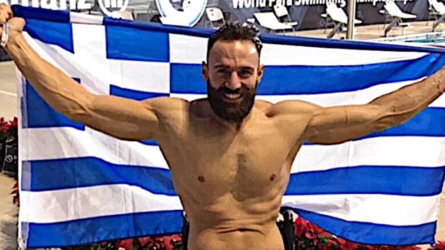 Αντώνης Τσαπατάκης: «Ο καθένας μπορεί να γίνει η δύναμή του»