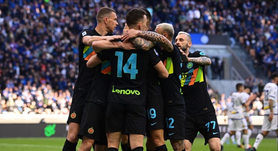 Ίντερ - Βερόνα 2-0: Κέρδισε και συνέχισε το κυνήγι της Μίλαν! (video)