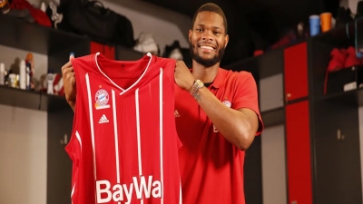 Παίκτης της Μπάγερν Μονάχου ο Κόρεϊ Ουόλντεν, ξανασμίγει με τον Αντρέα Τρινκιέρι