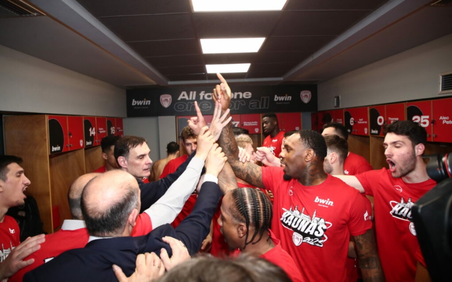 Η bwin.gr στηρίζει φουλ... Ολυμπιακό για κατάκτηση και Βεζένκοφ για MVP!