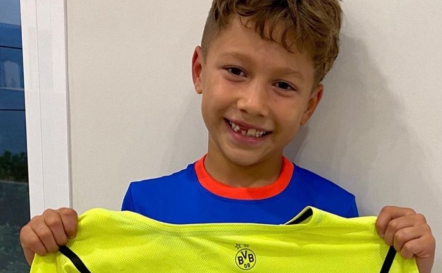 Έρλινγκ Χάαλαντ: Έστειλε υπογεγραμμένη φανέλα στον γιο του Λουίς Σουάρες!