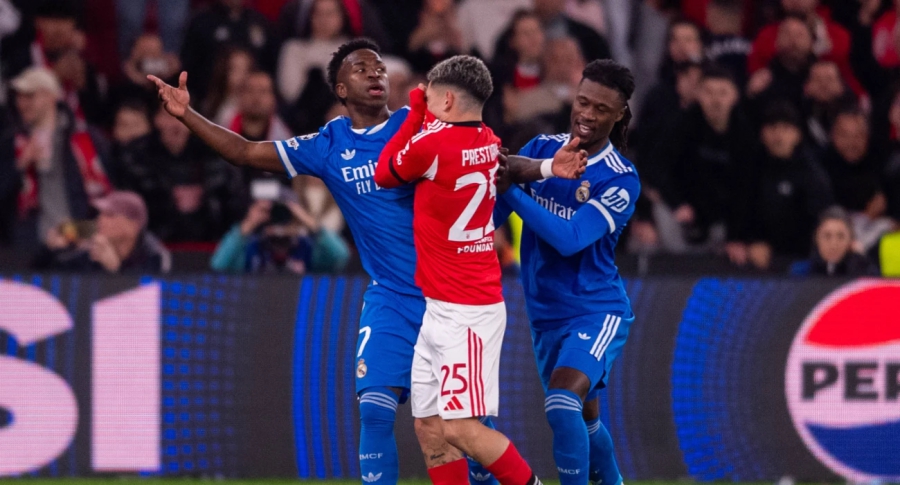 Μπενφίκα: Έρευνα για οπαδούς της, λόγω χειρονομιών στον Βινίσιους - Ενδεχόμενη η διαγραφή τους!