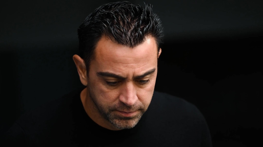 Η Μπαρτσελόνα σε σταυροδρόμι, αλλά ο Τσάβι κοιτάει αναποφάσιστος και πελαγωμένος!