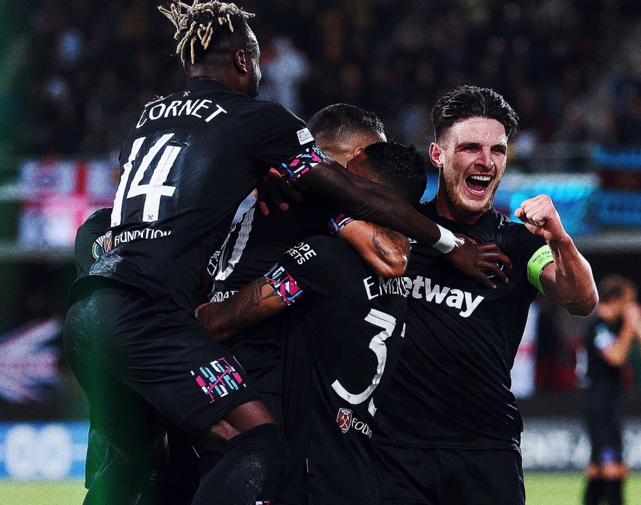 Σίλκεμποργκ – Γουέστ Χαμ 1-3: Ανατροπή με… στυλ από τα «σφυριά» (video)