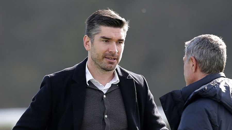 «Ανακοινώνουμε την πρόσληψη του Ρίτσαρντ Χιουζ»: Ο... άνθρωπος του Μάικλ Έντουαρντς, στη Λίβερπουλ κι επίσημα!