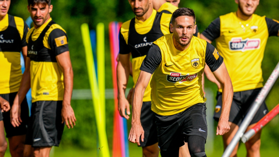 ΑΕΚ: Ανοιχτή προπόνηση και βράβευση του Μελισσανίδη στην Κύπρο