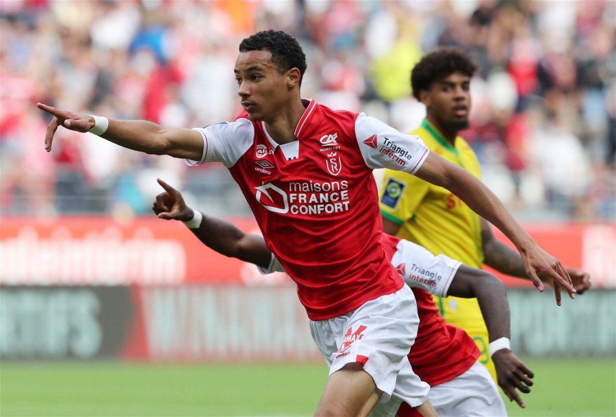 Νιούκαστλ: Κλείνει τον Εκιτικέ για 40 εκατομμύρια ευρώ!