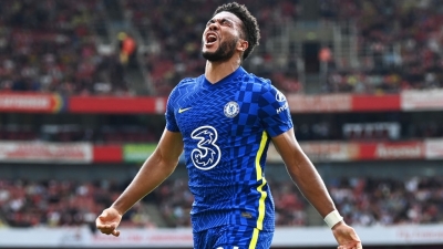 Άρσεναλ – Τσέλσι 0-2:  Μετά την ασίστ ήρθε και το γκολ για τον Τζέιμς!  (video)