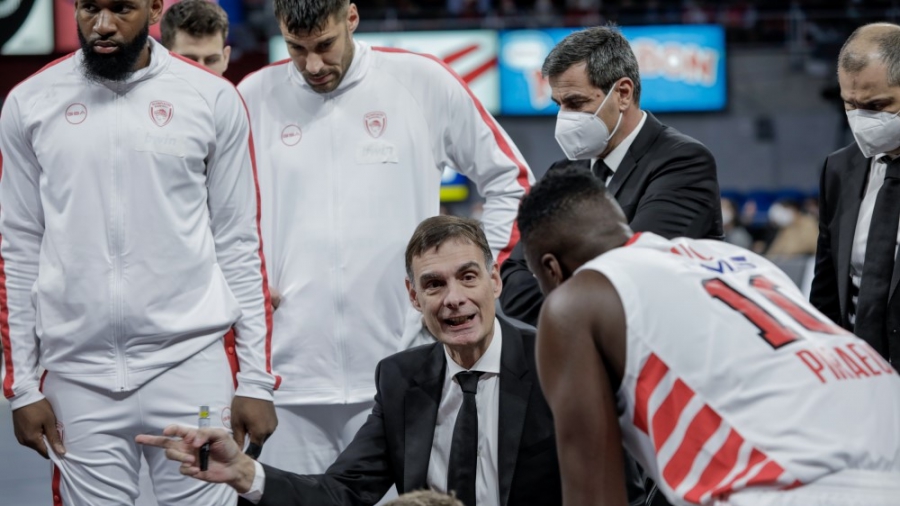 Μπαρτζώκας: «Πρέπει να ανοίξουμε λίγο περισσότερο το ροτέσιον»