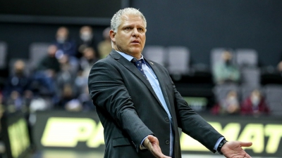 Μανωλόπουλος μετά την ήττα από Τσμόκι: «Παρουσιάσαμε δύο πρόσωπα στο παιχνίδι»