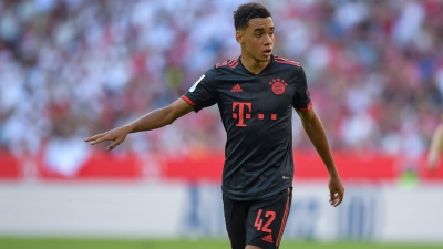 Τζαμάλ Μουσιάλα: Ο πιο ελπιδοφόρος ποδοσφαιριστής της Μπάγερν Μονάχου κάνει… θόρυβο στο ξεκίνημα της σεζόν! (video)