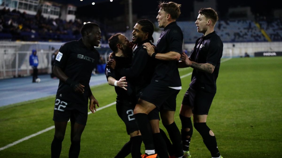 Διά πυρός και... Γκέλιου, η Καλλιθέα «δραπέτευσε» από το Περιστέρι!