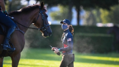 Ιππασία: Το υπερατλαντικό ταξίδι στην Ιαπωνία για άλογα και αναβάτες είχε άρωμα Οδύσσειας...