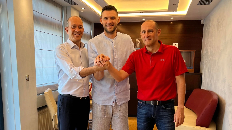 Παπανικολάου τριετίας στον Ολυμπιακό, με κάθε επισημότητα!