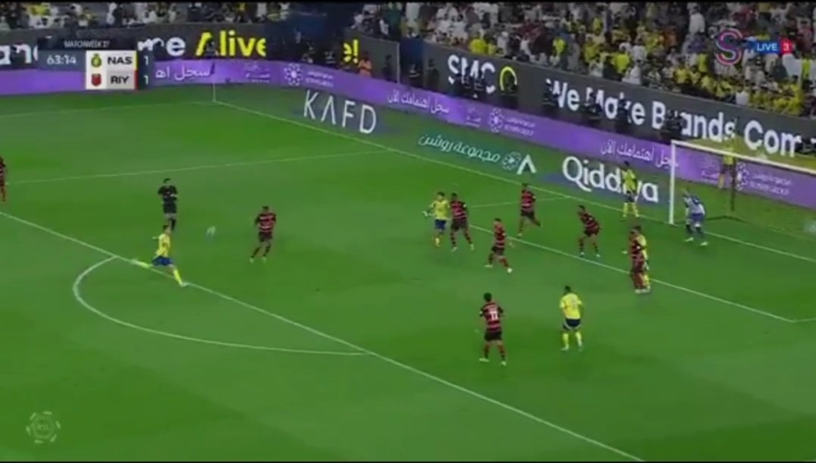 «Κριστιάνο, για πόσο ακόμη;»: Ο Ρονάλντο έβαλε μία… CR7 γκολάρα και συνεχίζει! (video)