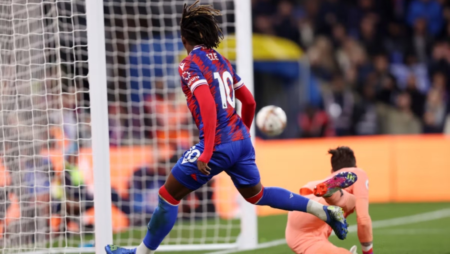 Premier League: Άντεξε στο σφυροκόπημα και πήρε βαθμό η Νότιγχαμ - Νίκη με ανατροπή για την Πάλας κόντρα στη Γουλβς (video)