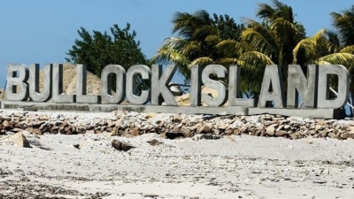 Ρέτζι Μπούλοκ: Αγόρασε ένα... νησί στη Μπελίζ για τις διακοπές της φαμίλιας του