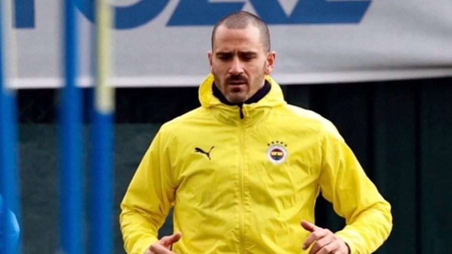 Τεράστιο πλήγμα για Φενέρ: «Φεύγει ο Μπονούτσι, πριν τα ματς με τον Ολυμπιακό!»