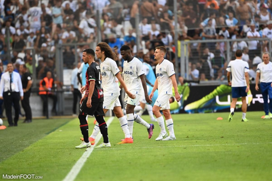 Οι οπαδοί της Μαρσέιγ γιούχαραν τον Τούντορ και τους παίκτες του! (video)