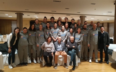 Βαγγέλης Λιόλιος και αντιπροσωπεία της ΕΟΚ επισκέφθηκαν την Εθνική Γυναικών