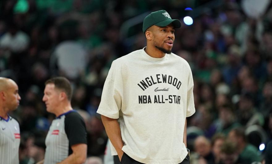 NBA «Σημάδι» παραμονής από Αντετοκούνμπο: «Ελπίζω να μείνω κι άλλα χρόνια στους Μπακς»