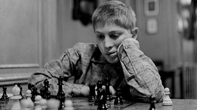 Μπόμπι Φίσερ: Μια ζωή ασπρόμαυρη σαν παρτίδα σκάκι, που μπορούσε να χάσει μόνο από τον... εαυτό του! (video)