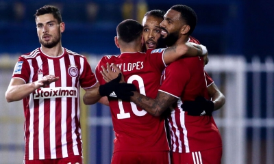 Η δράση συνεχίζεται σήμερα με Super League, Premier League και Κύπελλο Ιταλίας