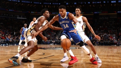 Μπακς δίχως... φρένα με μυθικό Γιάννη: «Φόρτωσε» τους Πέλικανς με 42 πόντους! (video)